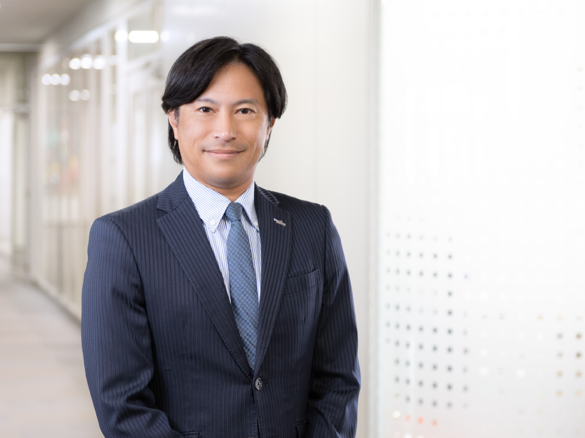 代表取締役社長　三井 克造